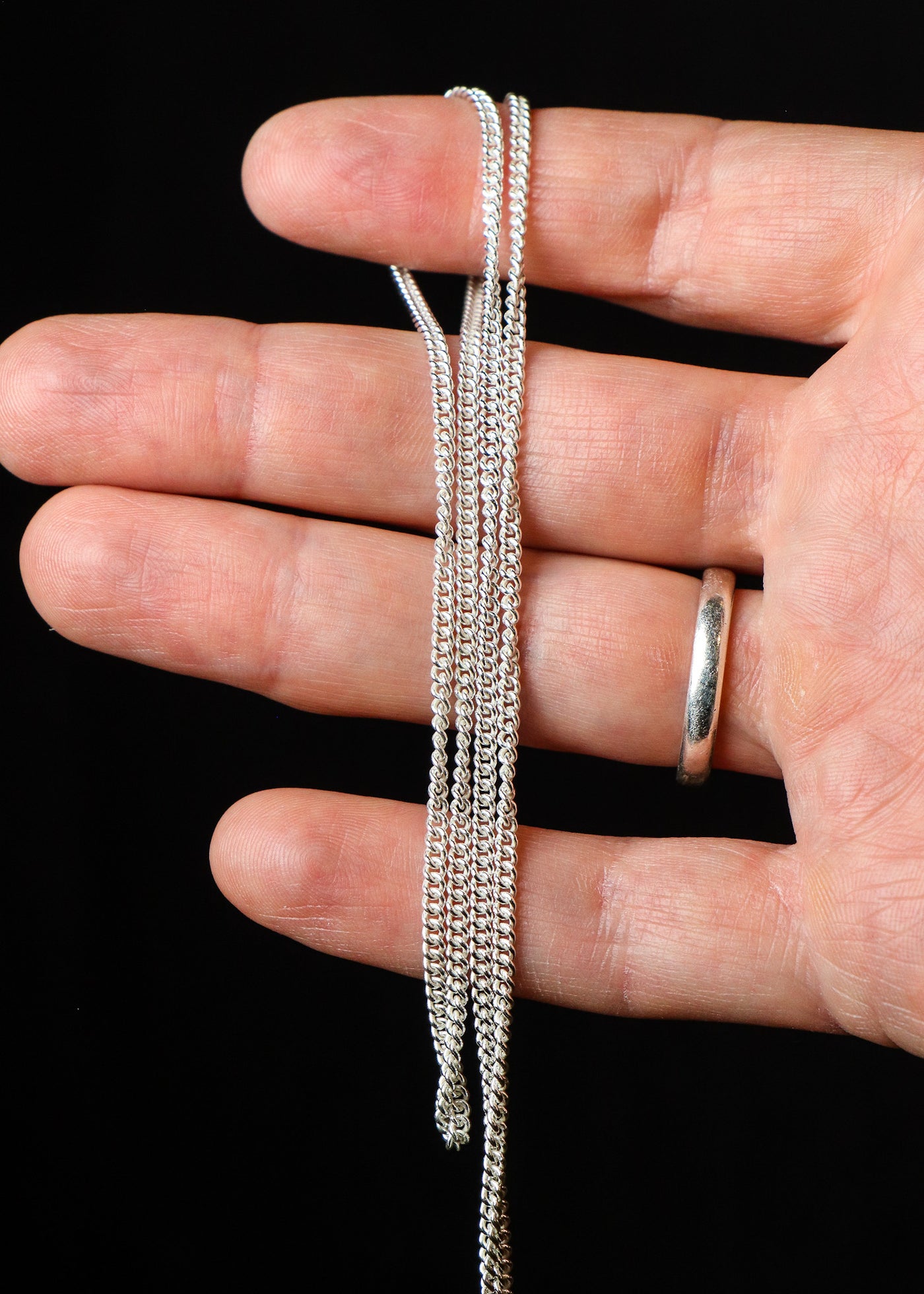 Curb Silver Chain (2.2 mm)