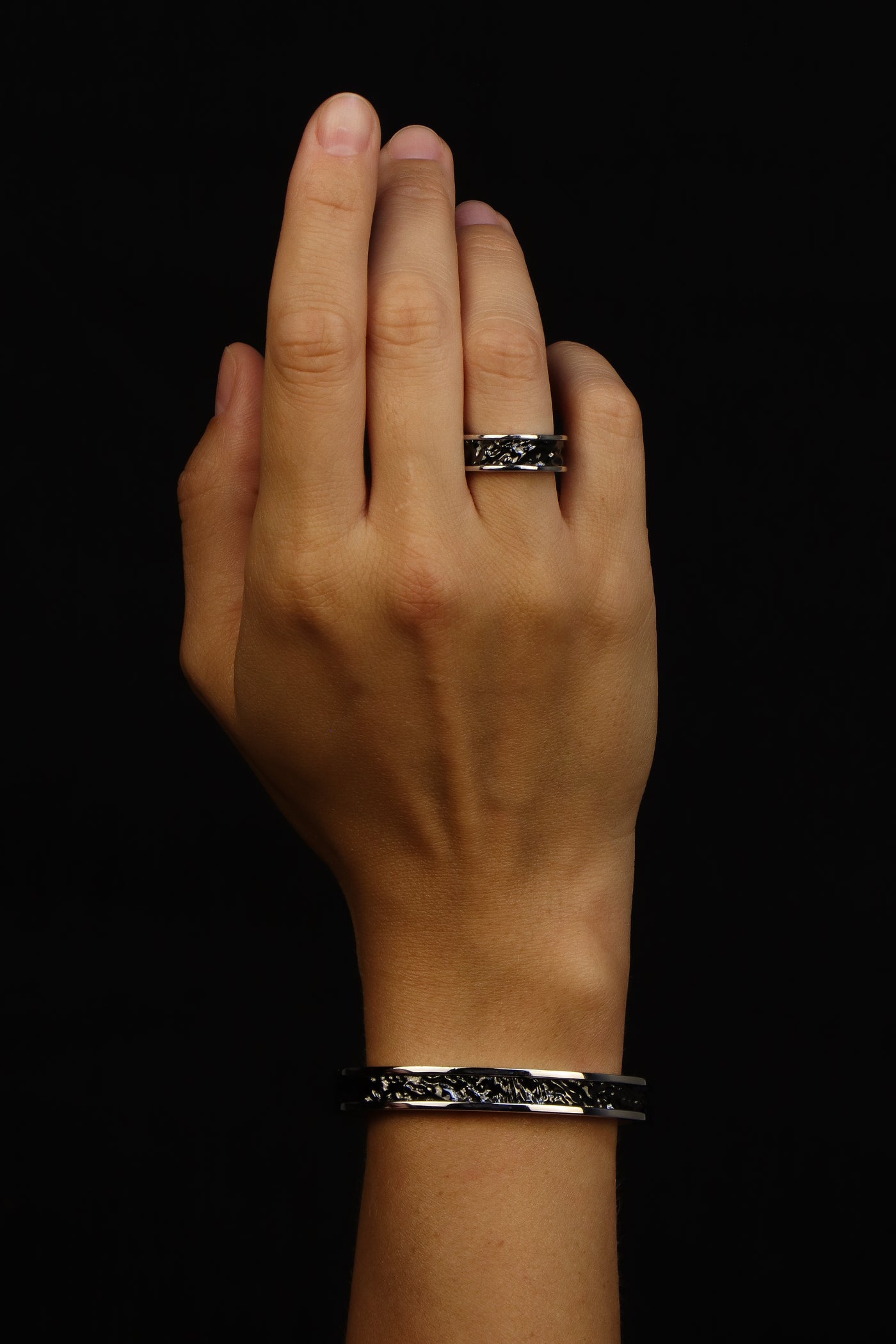 The Beaumont 18k Gold Cuff