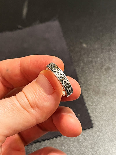 celtic knot ring 4