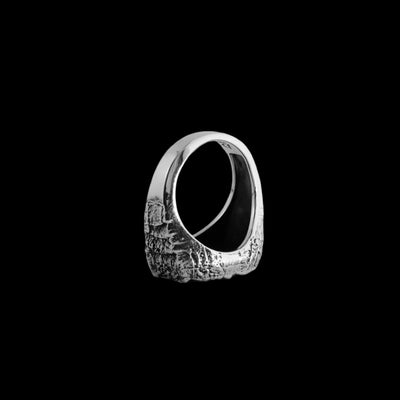 Rock silver ring ￼
