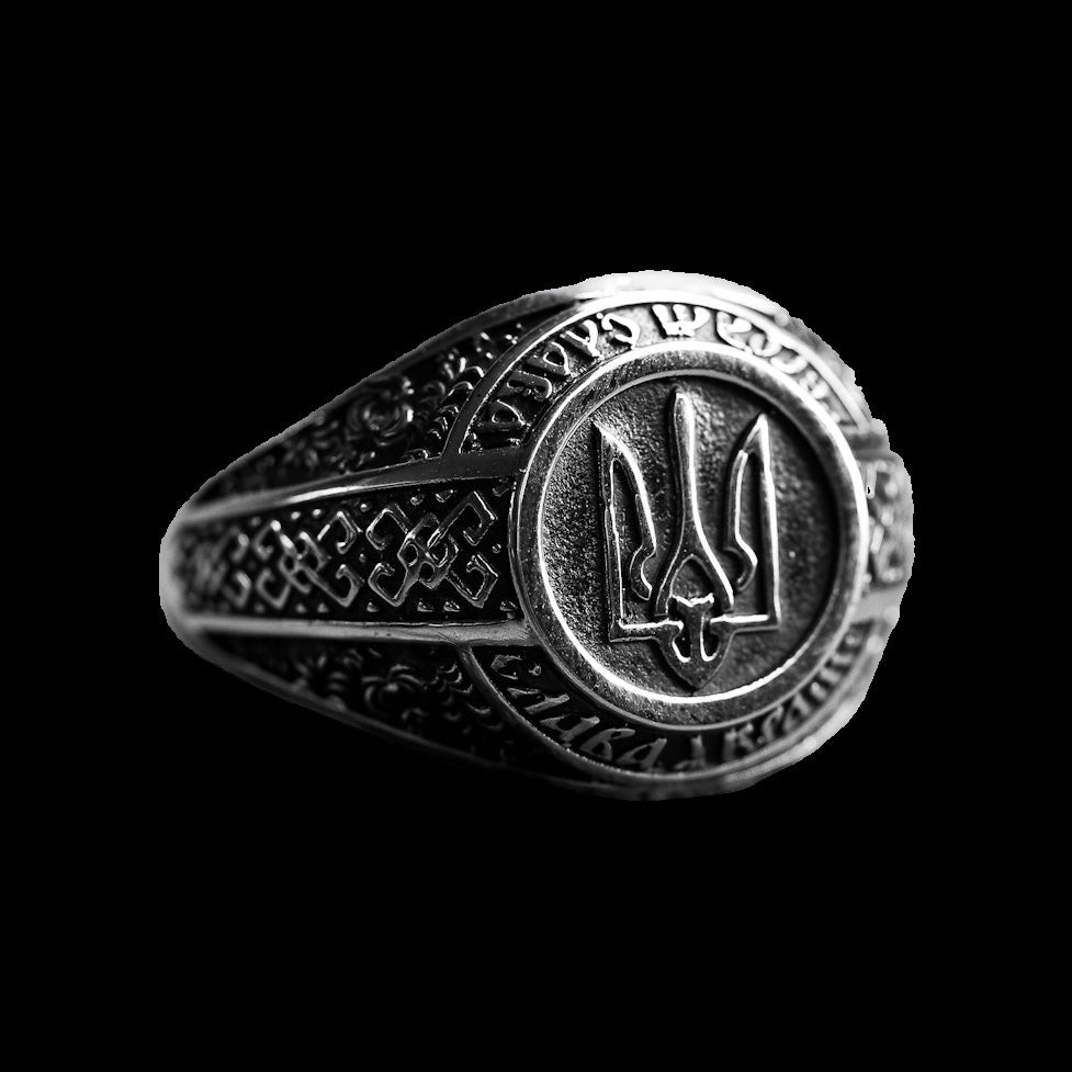 “荣耀属于乌克兰”银戒指