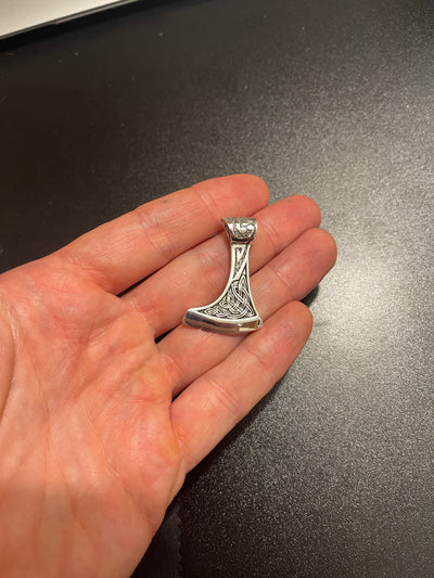 Hacha celta de plata