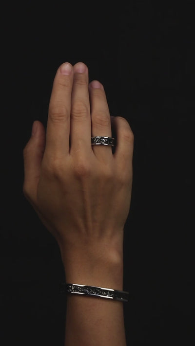 The Beaumont 18k Gold Cuff