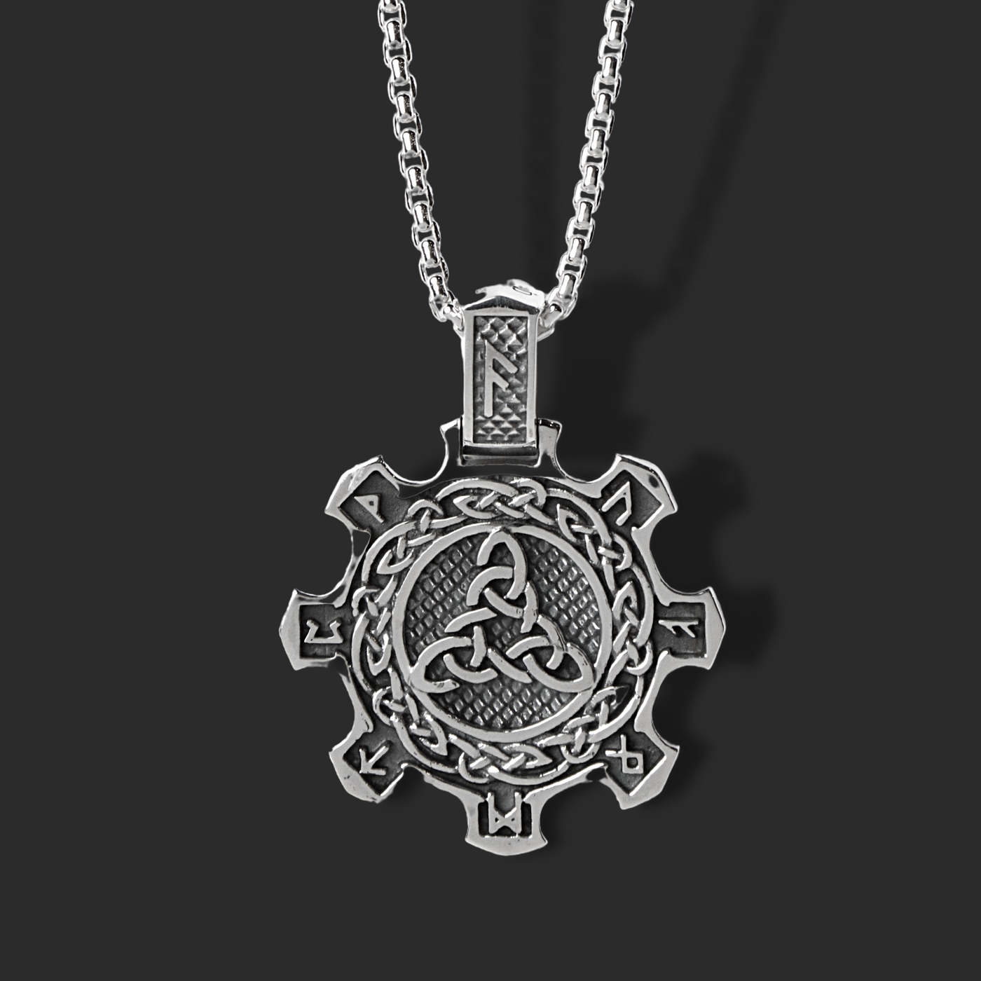 Silver Celtic pendant