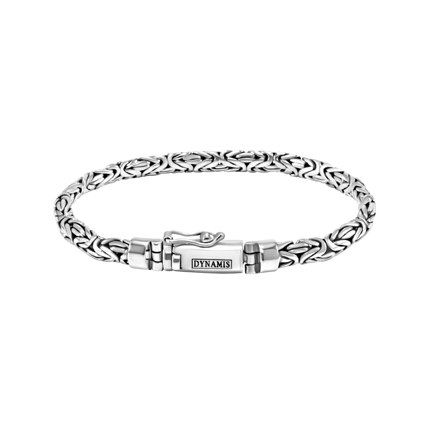 Byzantine silver bracelet | D-shape