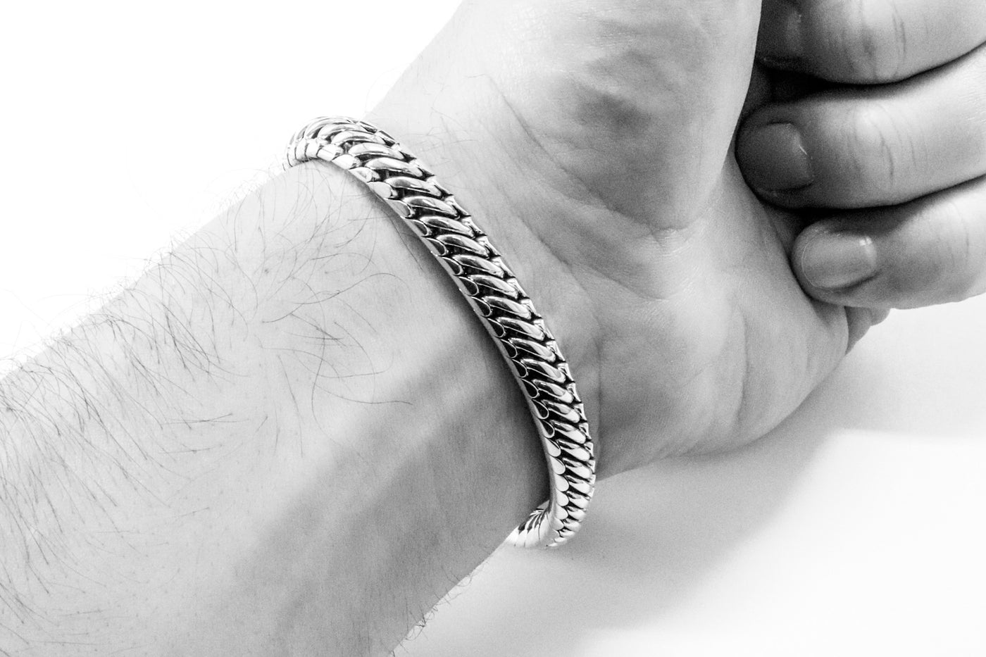Woven snake silver bracelet (8 mm)